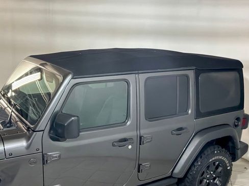Used 2023 Jeep Wrangler Unlimited Sport AWD/4WD image 24