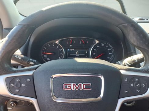 Certified 2023 GMC Terrain SLE w/ Driver Convenience Package FWD image 16