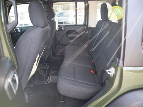 Used 2023 Jeep Wrangler Sport S image 21