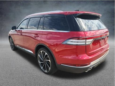 Used 2025 Lincoln Aviator Reserve w/ Equipment Group 201A AWD/4WD image 6
