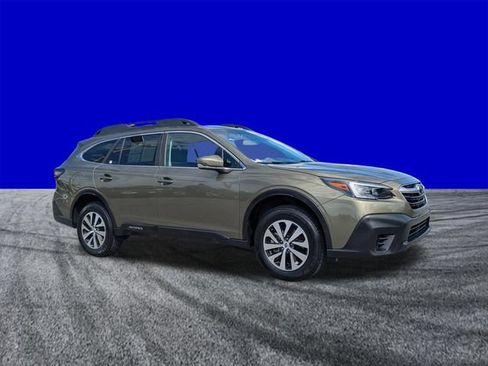 Used 2021 Subaru Outback Premium AWD/4WD image 2