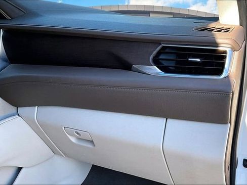 Certified 2021 GMC Yukon XL Denali image 16