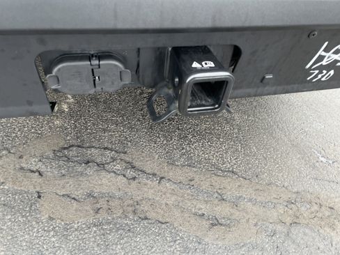 Used 2025 Ford Maverick Lariat w/ 4K Tow Package image 28