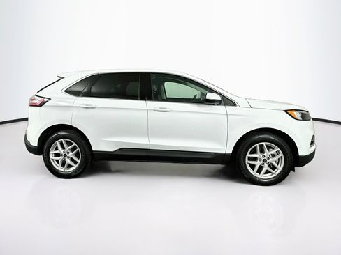 Used 2024 Ford Edge SEL AWD/4WD image 10