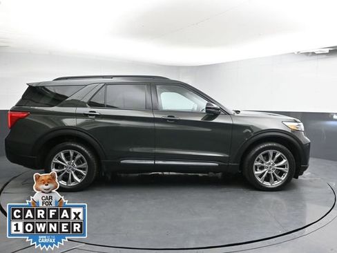 Used 2023 Ford Explorer XLT w/ Equipment Group 202A image 12
