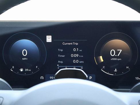 New 2026 Hyundai Tucson Limited image 31