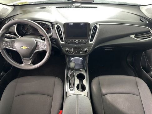 Used 2024 Chevrolet Malibu LT FWD image 20