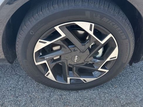 Used 2024 Kia Sportage SX FWD image 13