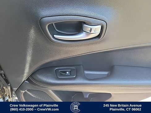 Used 2019 Jeep Compass Latitude AWD/4WD image 45