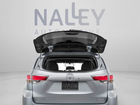 Used 2016 Toyota Highlander XLE image 38