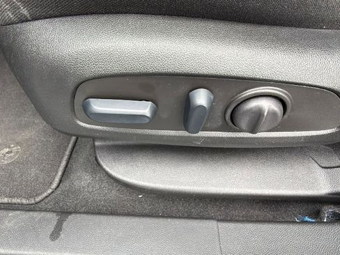 Used 2023 Chevrolet Blazer LT w/ Driver Confidence Package image 28