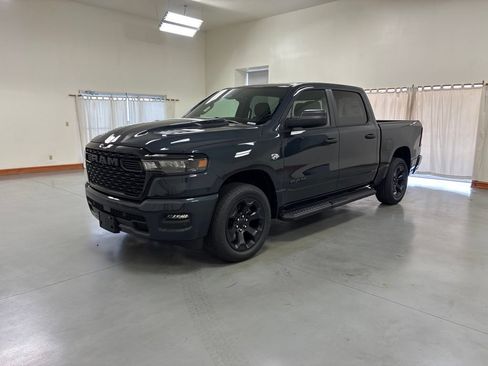 New 2026 RAM 1500 Express AWD/4WD image 4