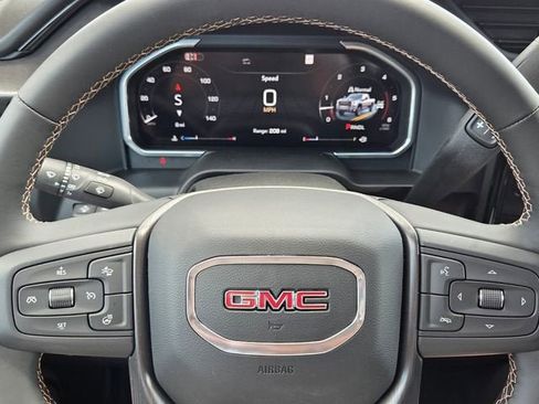 New 2026 GMC Sierra 2500 AT4 w/ AT4 Premium Plus Package AWD/4WD image 32