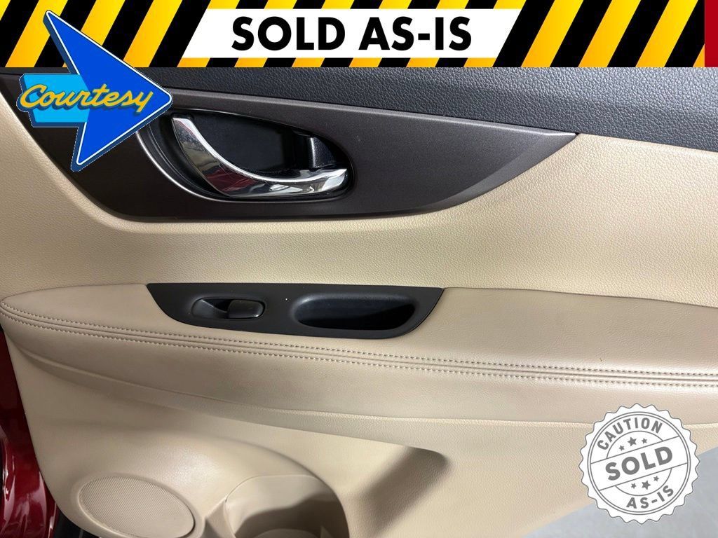 Used 2015 Nissan Rogue S FWD image 15