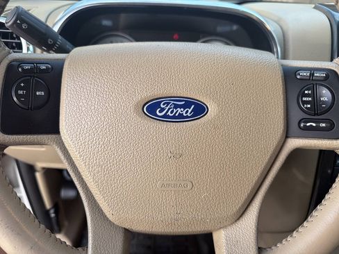 Used 2008 Ford Explorer Sport Trac XLT RWD image 12
