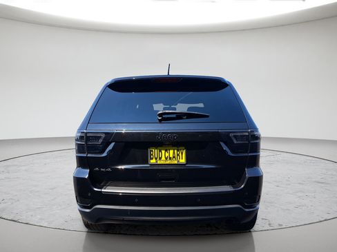Used 2013 Jeep Grand Cherokee Altitude AWD/4WD image 4