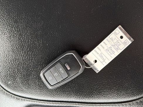 Used 2024 RAM 2500 Big Horn image 31