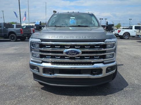 New 2026 Ford F250 Lariat w/ Lariat Ultimate Package image 3