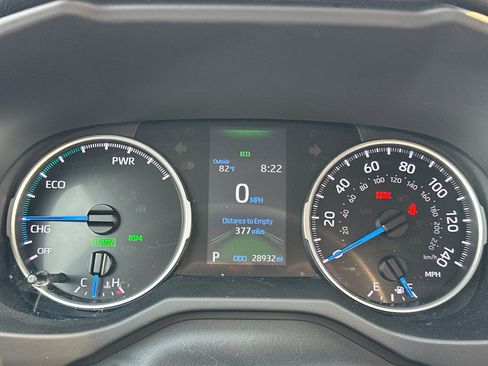 Certified 2021 Toyota RAV4 XLE w/ Convenience Package AWD/4WD image 3