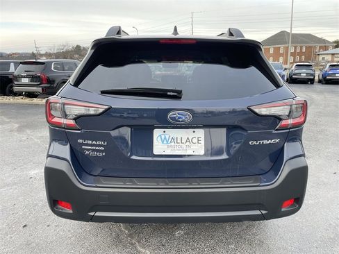 Certified 2025 Subaru Outback Premium w/ Popular Package #1A image 5