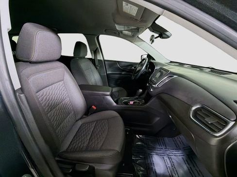 Used 2020 Chevrolet Equinox LT image 27