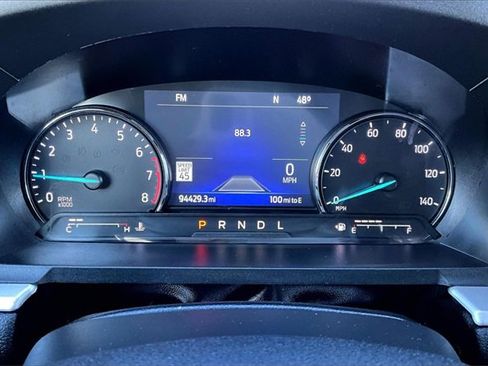 Used 2022 Ford Explorer XLT w/ Equipment Group 202A image 15