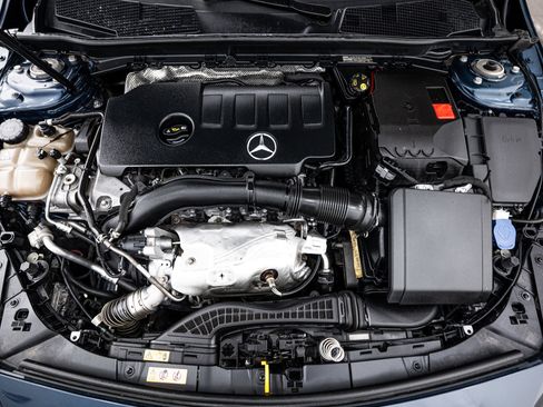 Used 2019 Mercedes-Benz A 220 4MATIC image 18