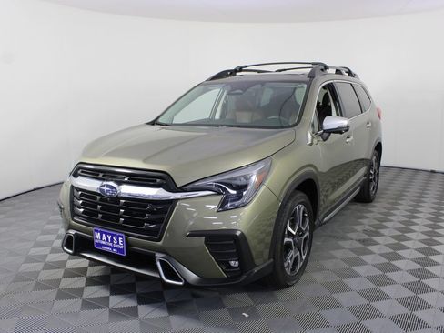 Used 2023 Subaru Ascent Touring AWD/4WD image 26