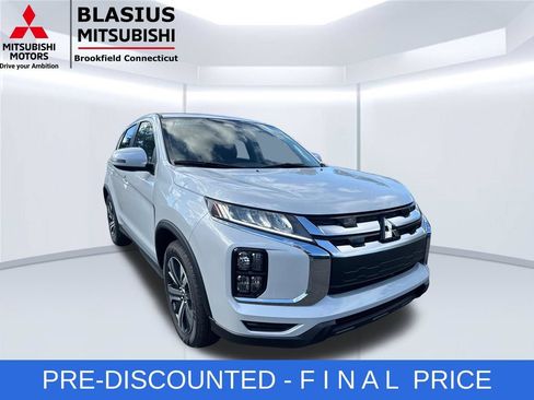 Used 2025 Mitsubishi Outlander Sport SE AWD/4WD image 5