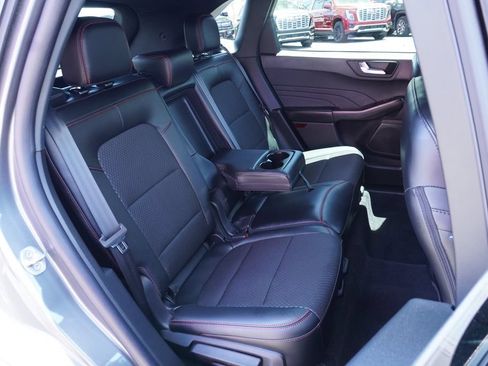 Used 2025 Ford Escape ST-Line w/ Equipment Group 301A FWD image 9