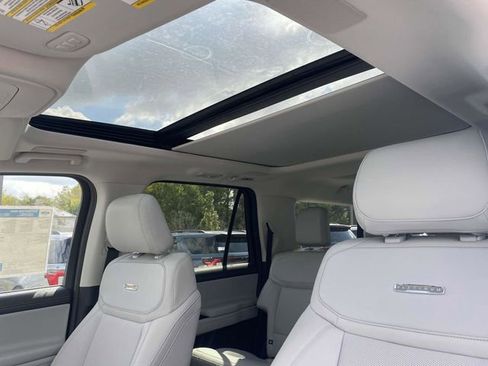 New 2025 Ford Expedition Max Platinum w/ Driver's Package image 12