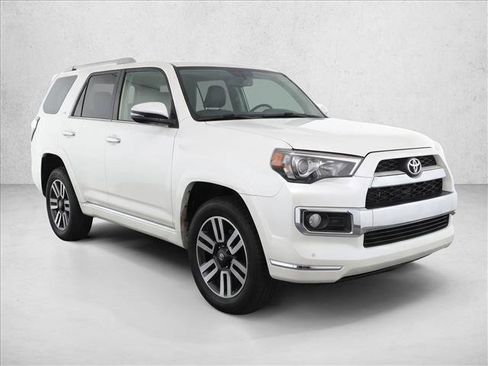 Used 2015 Toyota 4Runner Limited AWD/4WD image 3