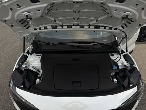 New 2026 Volvo EX30 Cross Country Ultra image 31