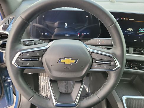 Used 2026 Chevrolet Equinox LT FWD image 20