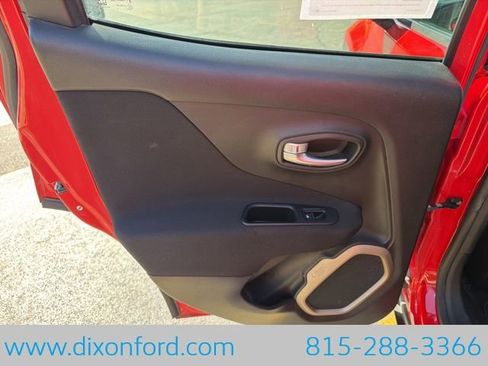 Used 2016 Jeep Renegade Sport w/ Power & Air Group AWD/4WD image 23