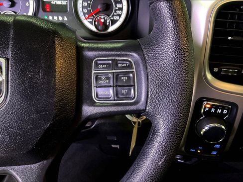 Used 2017 RAM 1500 Classic SLT image 13