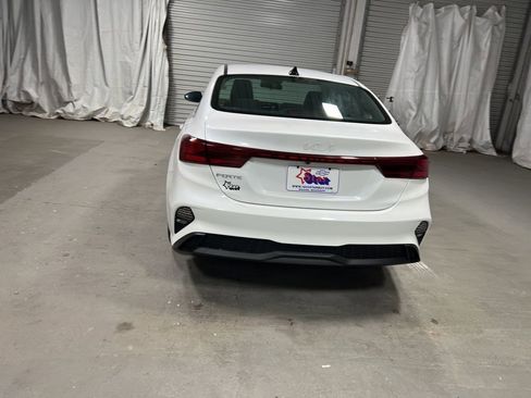 Used 2024 Kia Forte LXS image 6