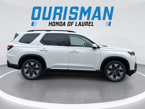 New 2026 Honda Pilot Elite image 9