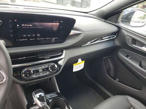 New 2026 Buick Envista Sport Touring w/ Convenience I Package FWD image 26