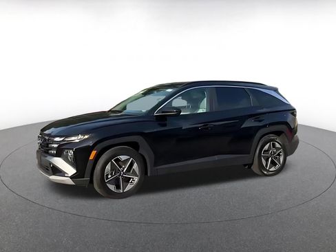 Used 2025 Hyundai Tucson SEL FWD image 8
