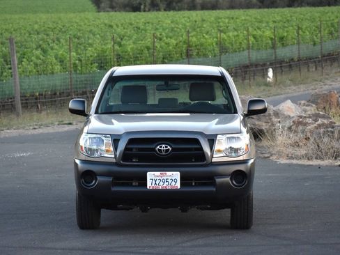 Used 2005 Toyota Tacoma 2WD Regular Cab image 5