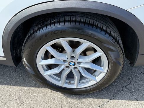 Certified 2023 BMW X5 xDrive40i w/ Premium Package image 11