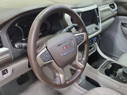 Used 2020 GMC Acadia SLT FWD image 14