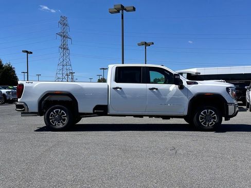 New 2026 GMC Sierra 3500 Pro w/ Convenience Package AWD/4WD image 3