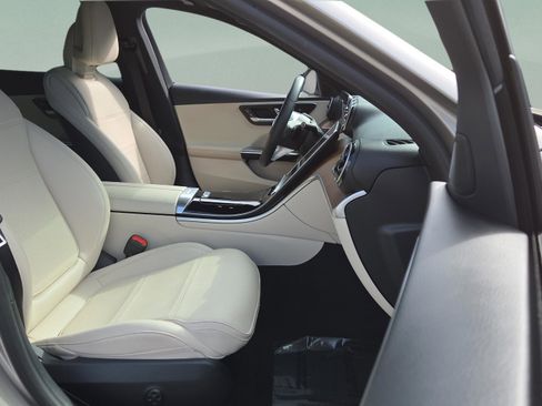 Certified 2023 Mercedes-Benz C 300 Sedan image 17