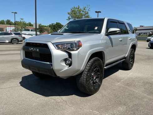Used 2024 Toyota 4Runner TRD Off-Road Premium w/ Moonroof Package AWD/4WD image 1