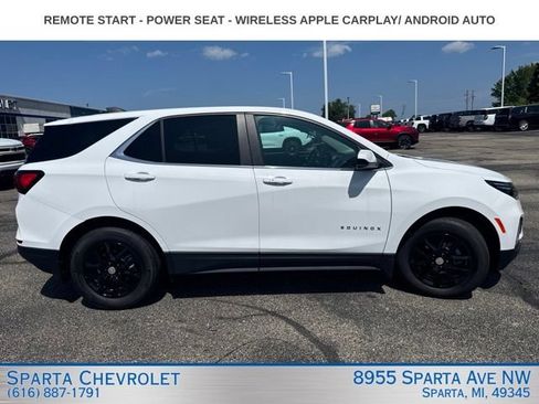 Used 2024 Chevrolet Equinox LT FWD image 2