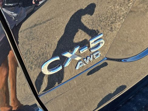 New 2025 MAZDA CX-5 Carbon Edition image 8