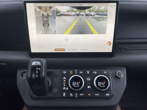 Used 2023 Land Rover Defender 110 X AWD/4WD image 28