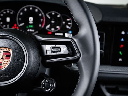 New 2026 Porsche Cayenne E-Hybrid Coupe AWD/4WD image 16
